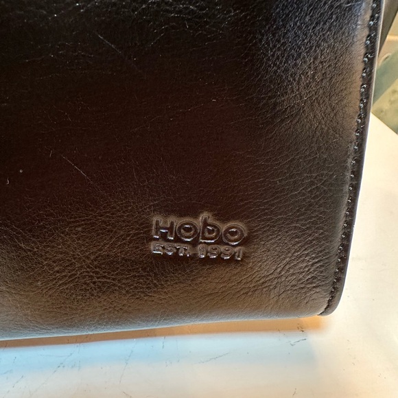 Hobo black leather clutch. Like new condition - Picture 4 of 9